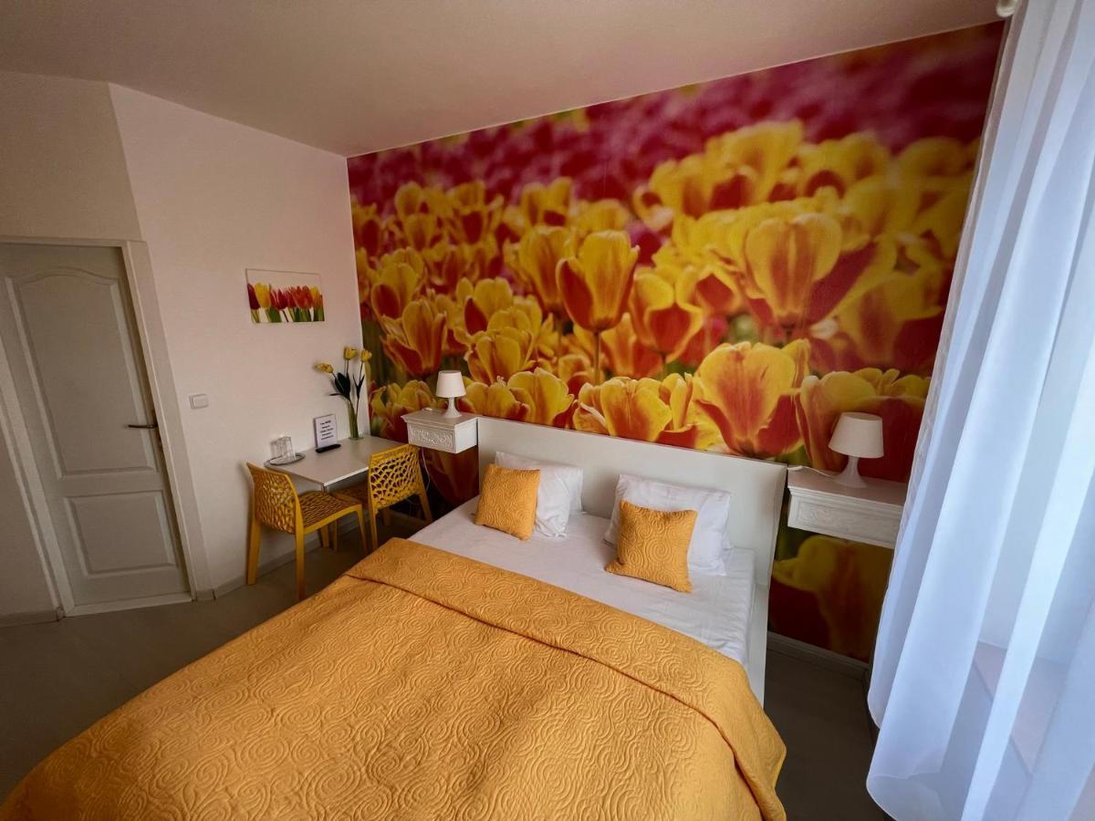 U Svateho Urbana Hotel Mikulov Exterior photo